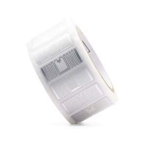 Dual-Frequency RFID Laundry Tag for Linen Tracking