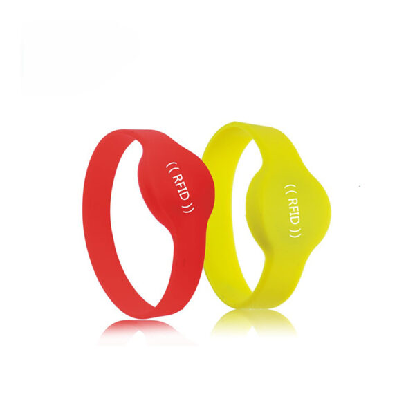 HF NFC UHF RFID Laundry Tag for Workwear