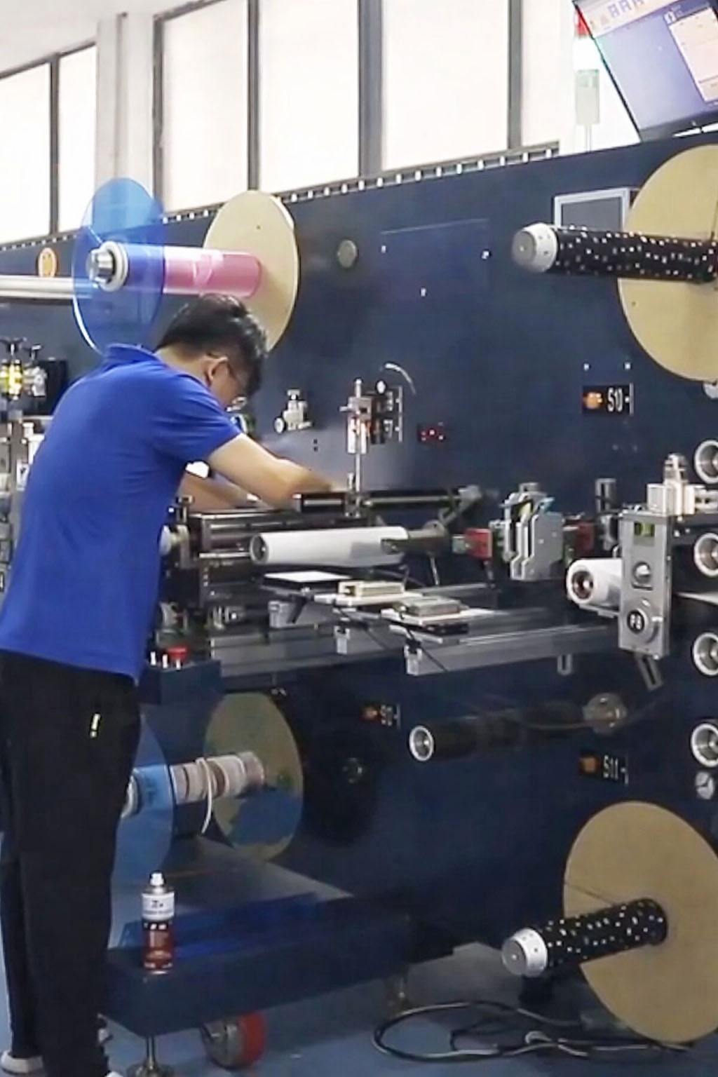 Contact 1 RFID Laundry Tags Factory